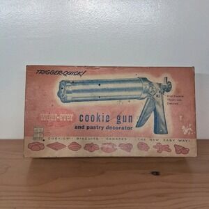 Vintage Wear-Ever Cookie Gun & Pastry Decorator Thickness Control 3365